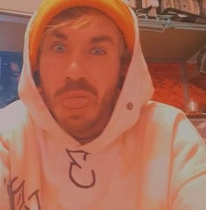 Meet your Posher, James